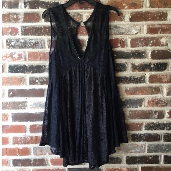 Free People - Don’t You Dare Lace Shift Dress - Picture 2 of 7